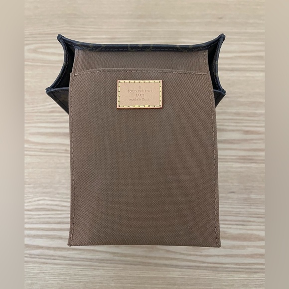 LOUIS VUITTON Petit Sac Plat Crossbody Monogram Canvas Purse - Picture 11 of 14